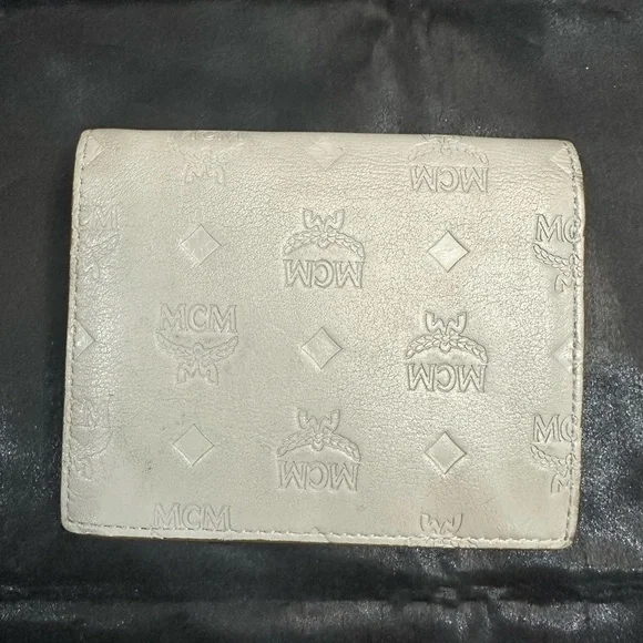 MCM Grey Bifold wallet with coin purse VISETOS ORIGINAL FLAP WALLET EUC - Picture 4 of 13